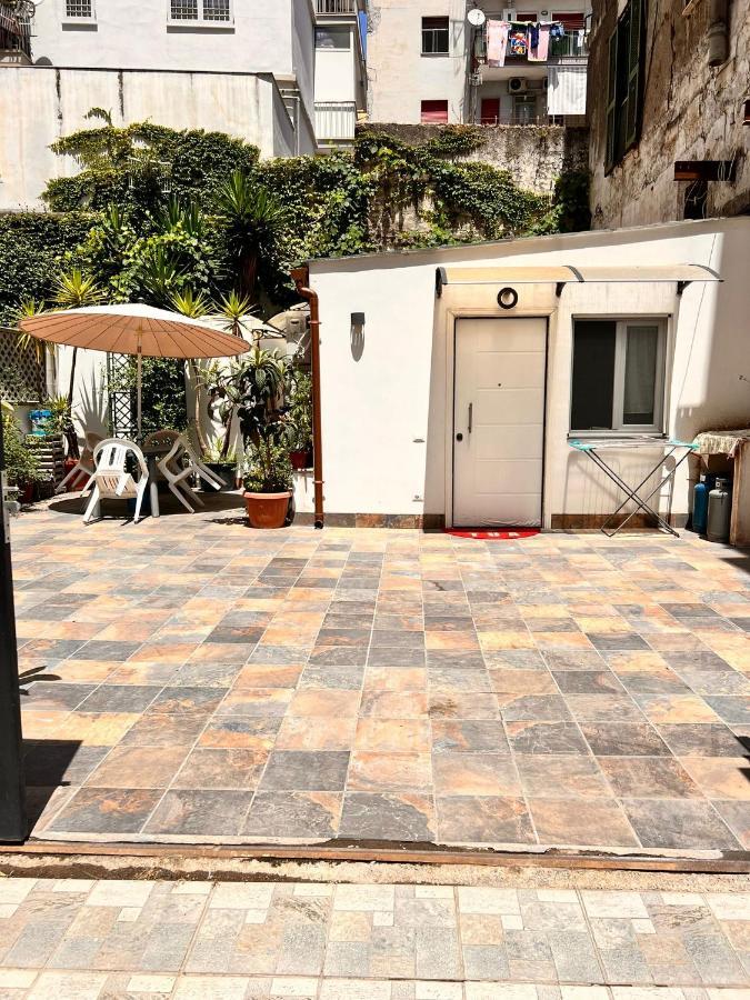 トッレ・アンヌンツィアータLa Casa Di Vittoriaアパートメント エクステリア 写真